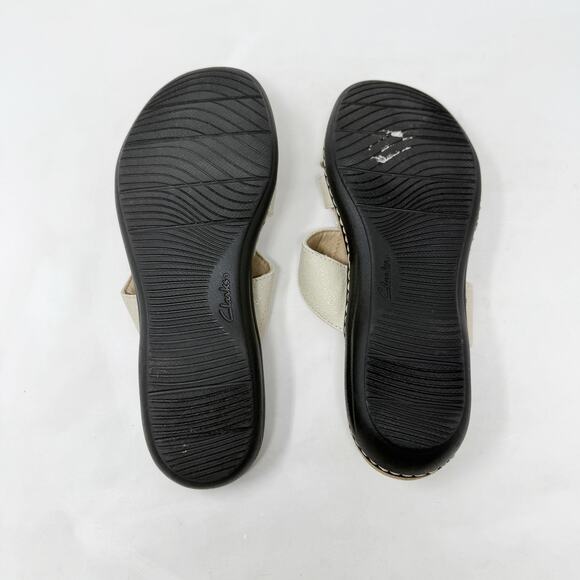 [Clarks] Cream Tan Leather Laurieann Judi Floral Comfort Sandals Hook & Loop 9 - Picture 12 of 12